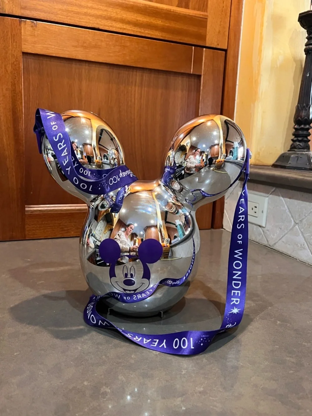 Disney 100th Anniversary Platinum Mickey Mouse Balloon Popcorn Bucket – Chrome